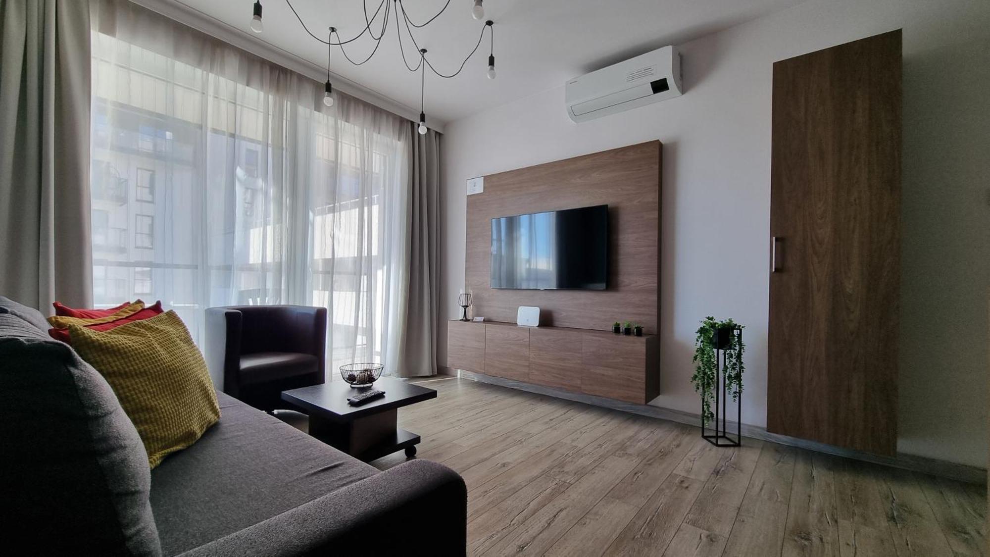 Q Apart Gold-Trzy Pokoje, Manufaktura, Klimatyzacja I Garaz Gratis, Tv Max, Fv, Gwarancja Zadowolenia Λοτζ Εξωτερικό φωτογραφία