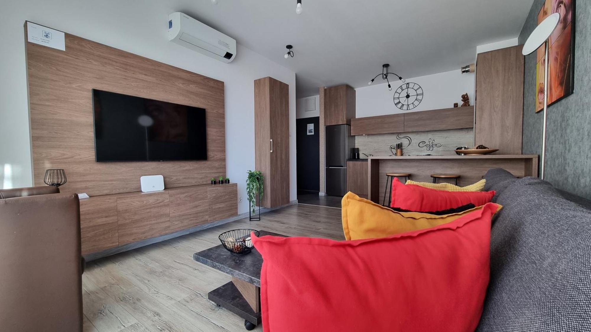 Q Apart Gold-Trzy Pokoje, Manufaktura, Klimatyzacja I Garaz Gratis, Tv Max, Fv, Gwarancja Zadowolenia Λοτζ Εξωτερικό φωτογραφία
